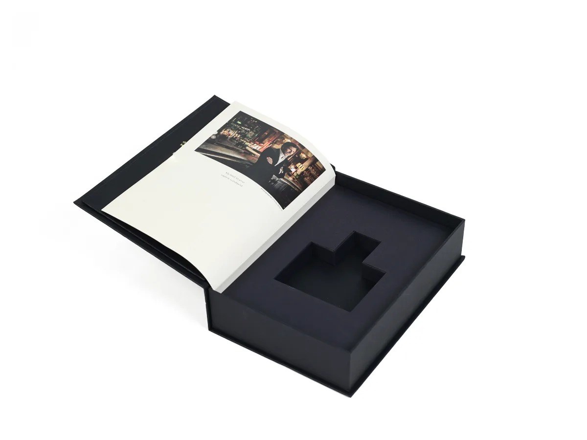 Book-Style Perfume Packaging packaging reference 2