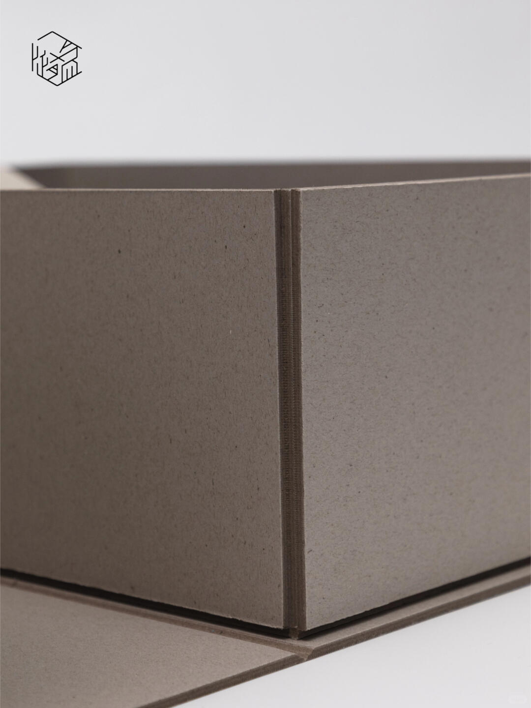 ROOMOO lifestyle gift product packaging