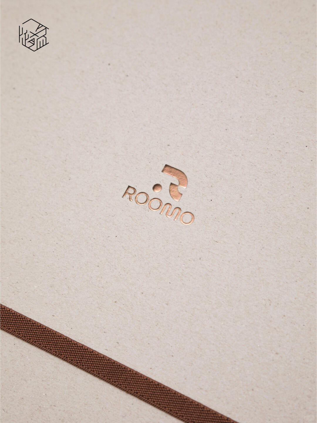 ROOMOO lifestyle gift product packaging