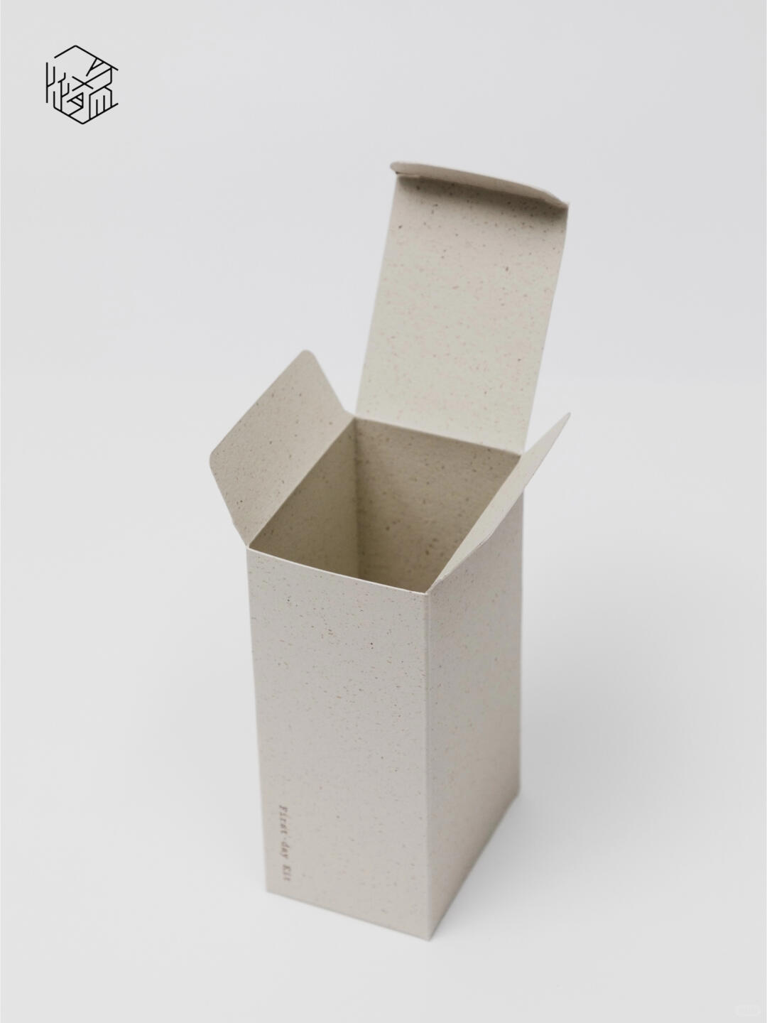 ROOMOO lifestyle gift product packaging