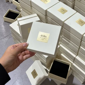 Cream lid and base perfume box with gold foil label