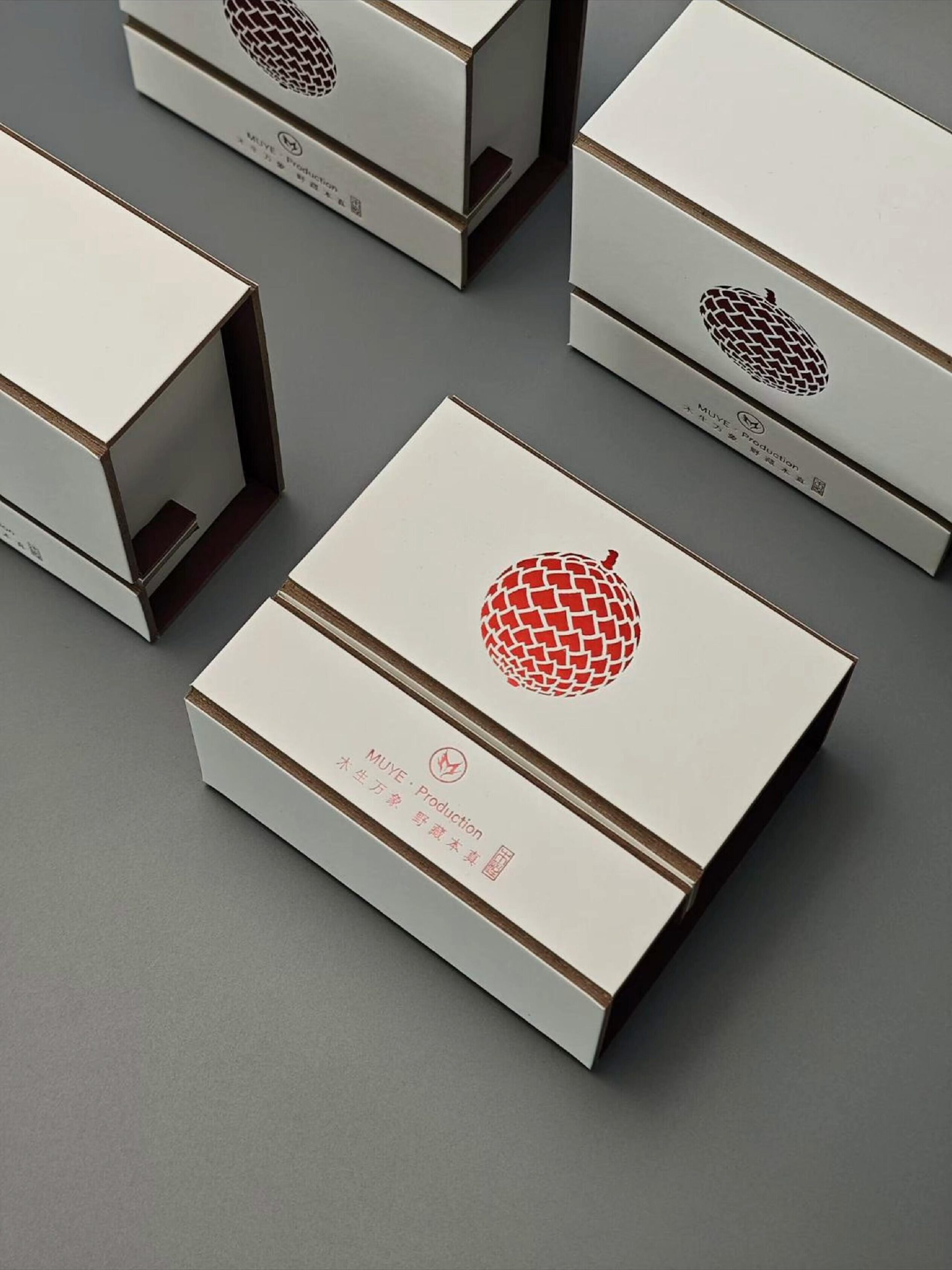 Two-piece grayboard folding box reference