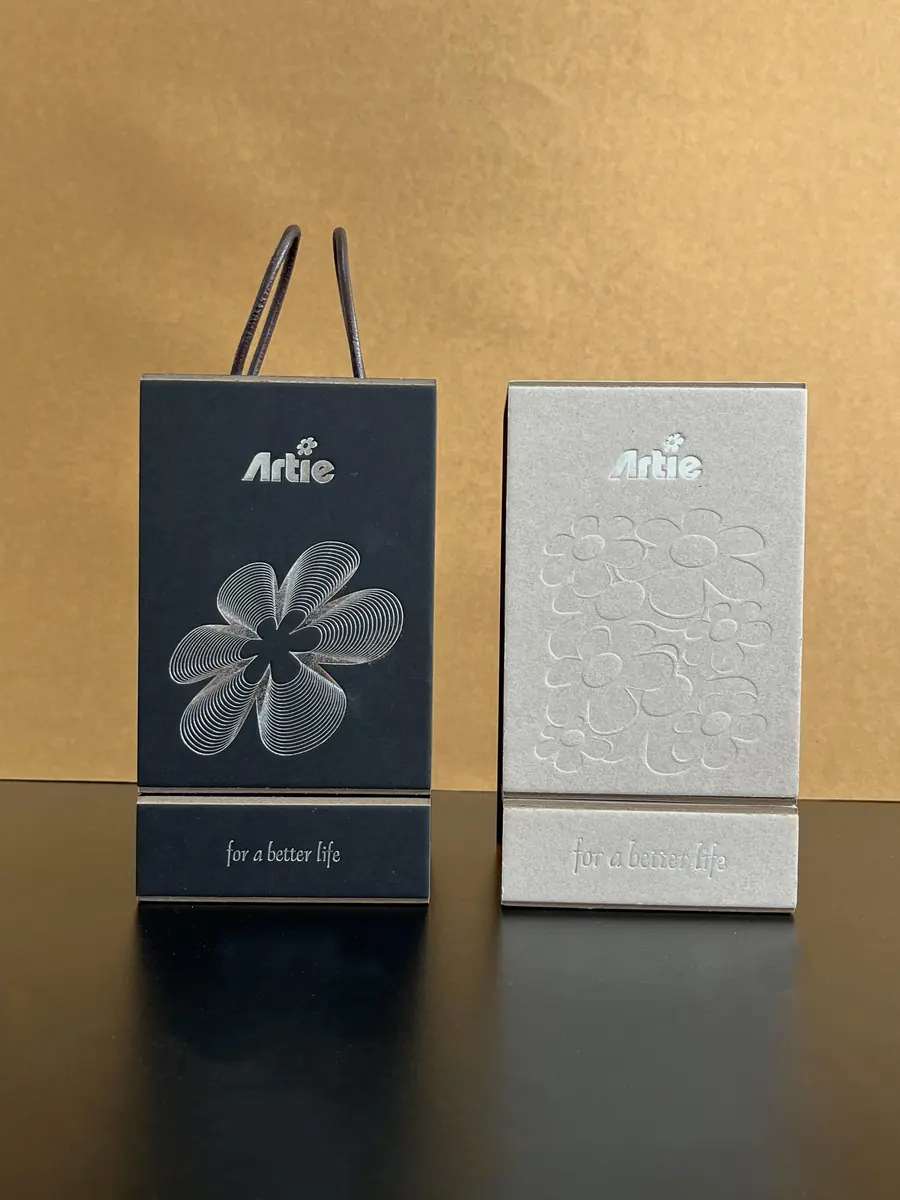Two-piece grayboard folding box reference