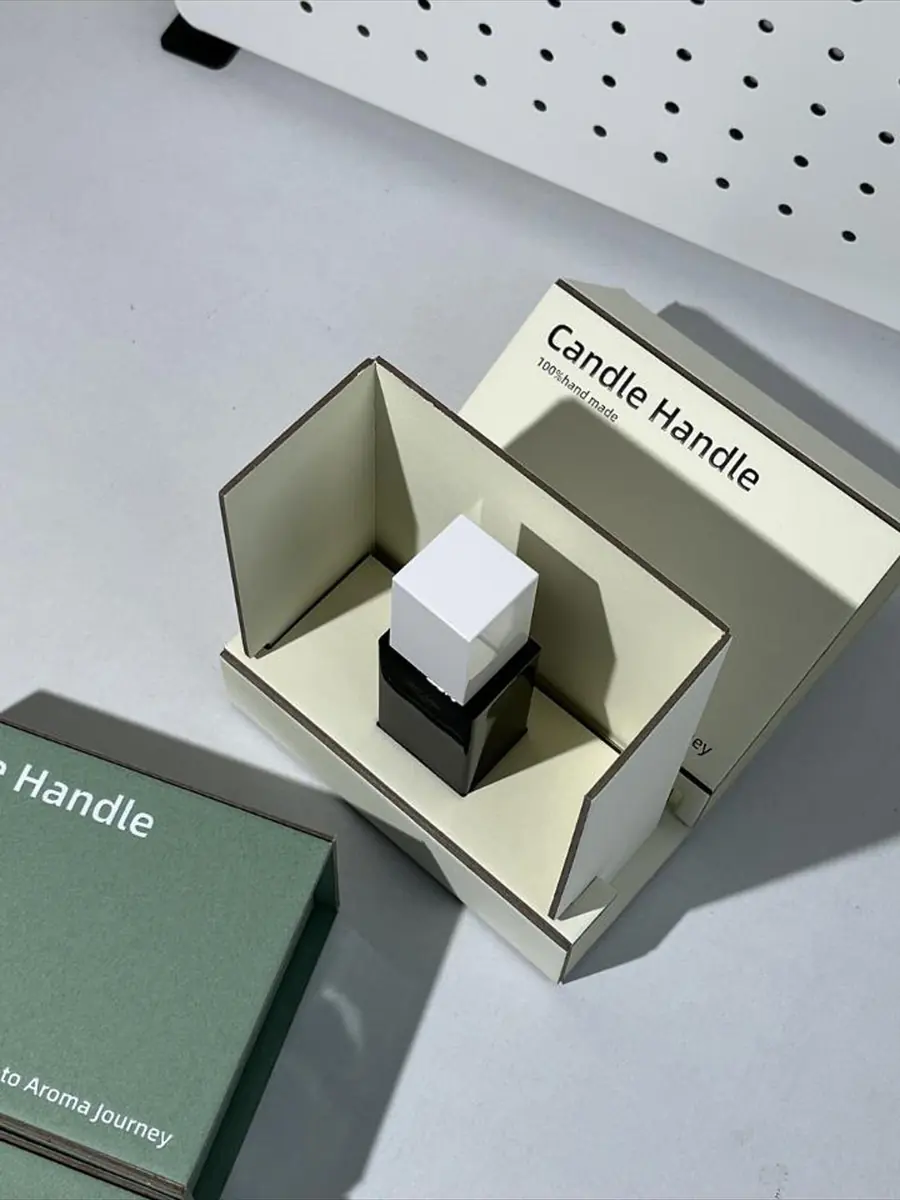 Two-piece grayboard folding box reference