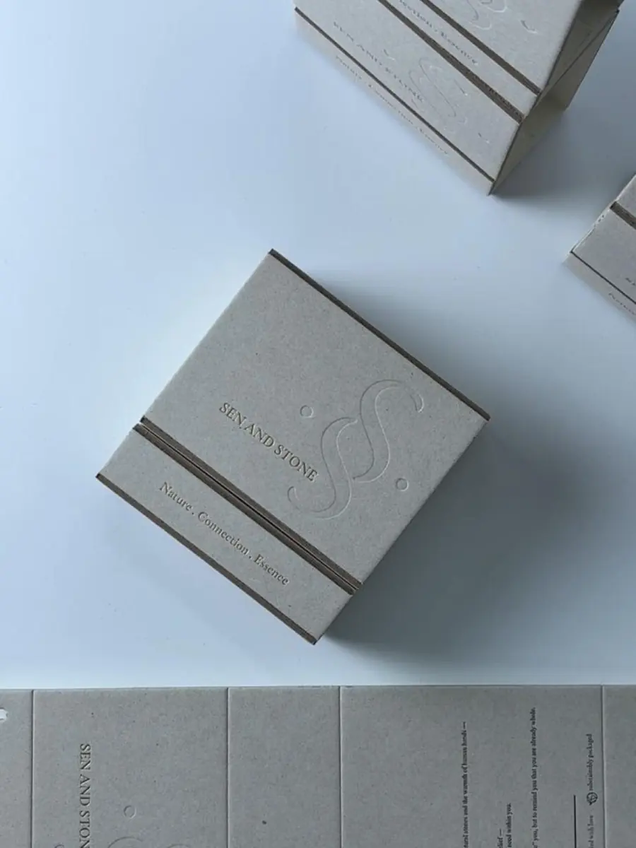 Two-piece grayboard folding box reference