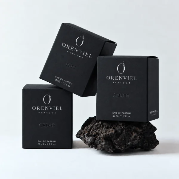 Ebony paper perfume cartons — 漆黑
